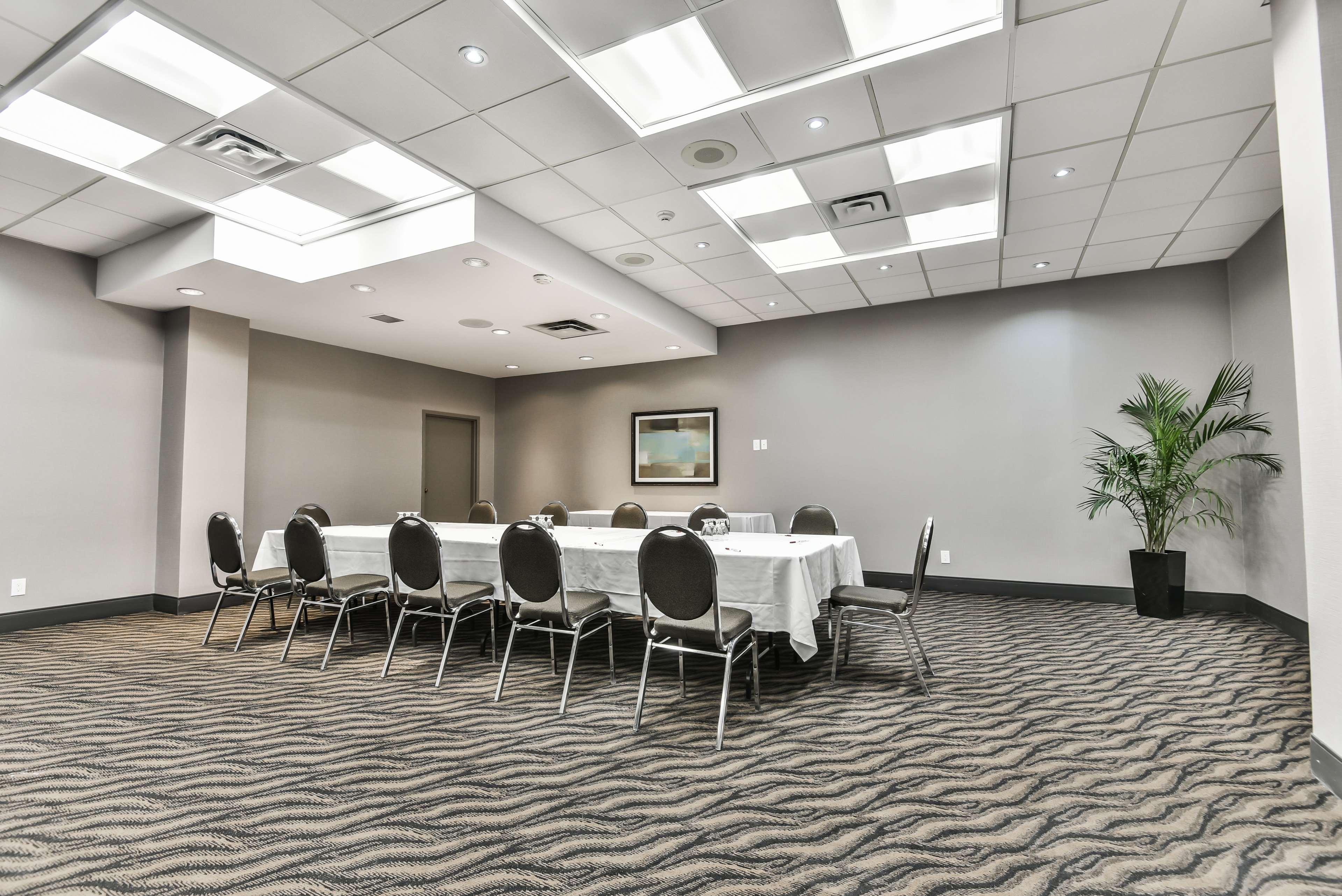 Best Western Plus Cambridge Hotel Екстериор снимка