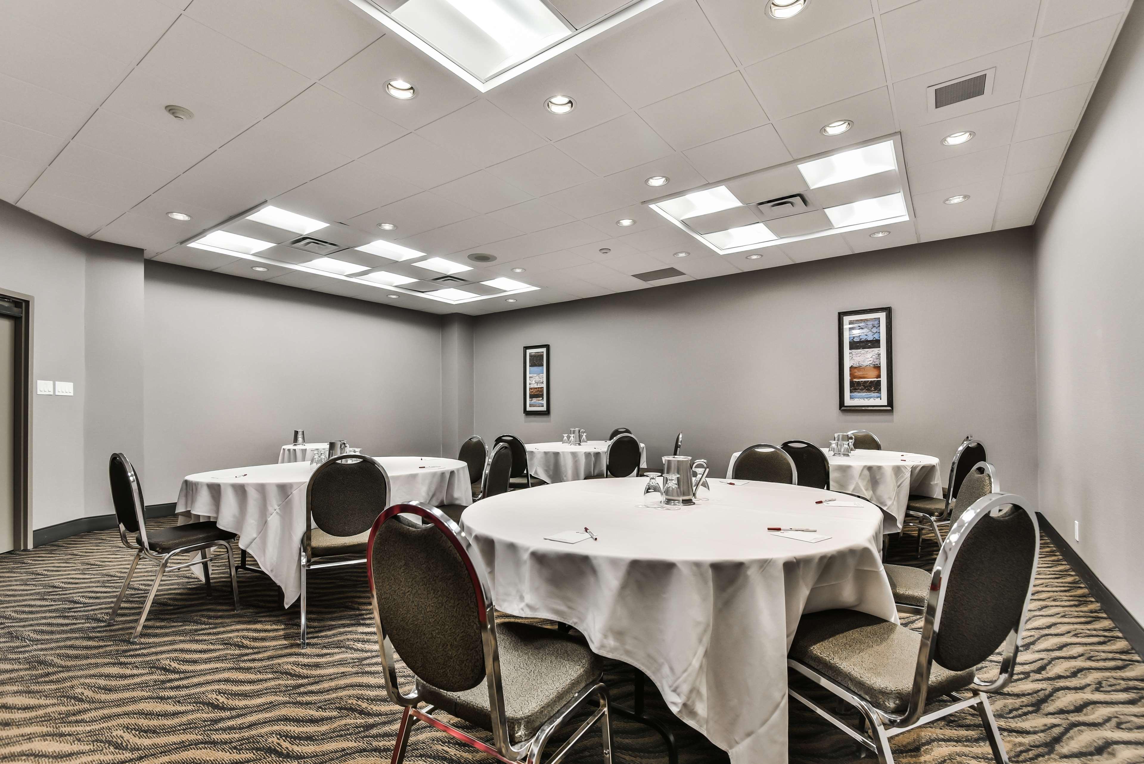 Best Western Plus Cambridge Hotel Екстериор снимка